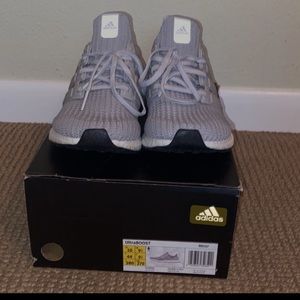 Adidas UltraBoost 4.0